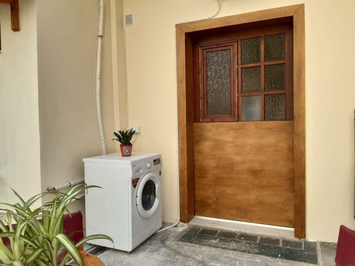 Anastasis Garden Room 卡拉马塔 外观 照片